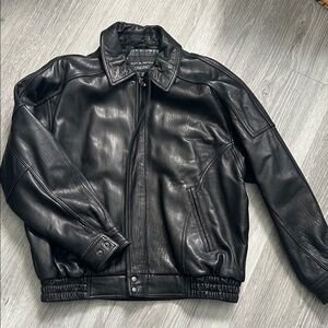 Croft & Barrow Men’s 100% Genuine Leather Bomber Jacket